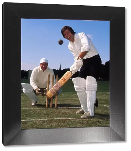 Pat Stanton & Tommy Younger playing cricket August 1975