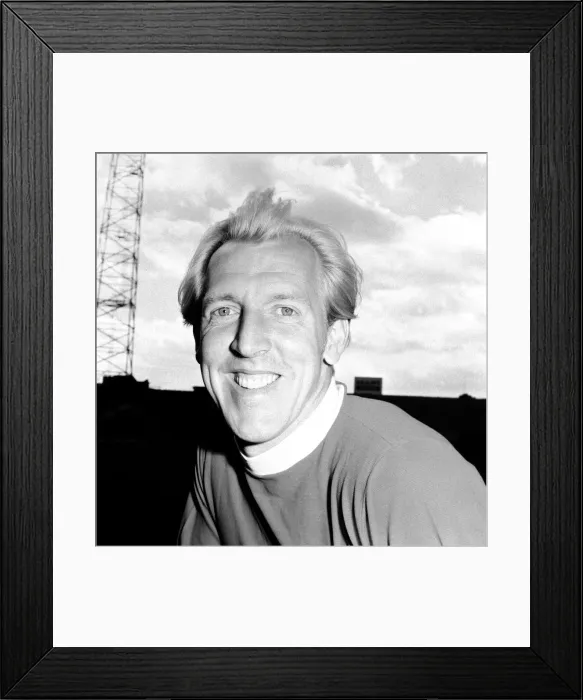 Framed Print : Manchester United player Ian Ure at Old Trafford Circa 1971 Framed Print : Manchester United player Ian Ure at Old Trafford Circa 1971