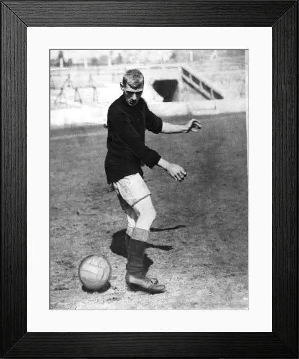 Framed Print : Training picture of Manchester United and Wales star Billy Meredith Circa