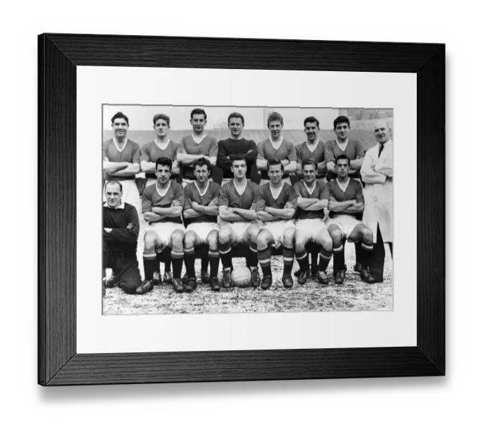 Framed Print : Manchester United pose for a team group in March 1958 Left to Right - Back Row - R