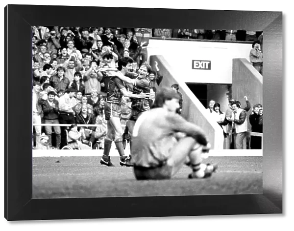 Liverpool v. Chelsea. May 1985 MF21-04-027 The final score was a four three