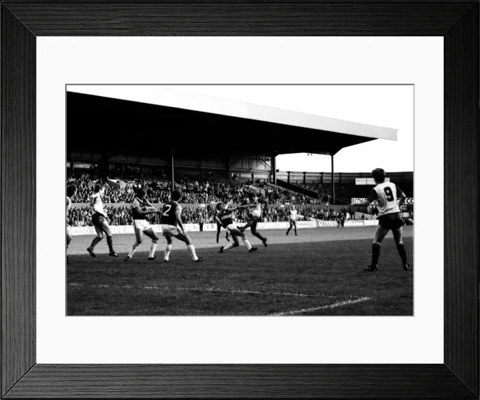 Framed Print : Stoke v. West Ham. October 1984 MF18-06-037 The final score was a four two Framed Print : Stoke v. West Ham. October 1984 MF18-06-037 The final score was a four two