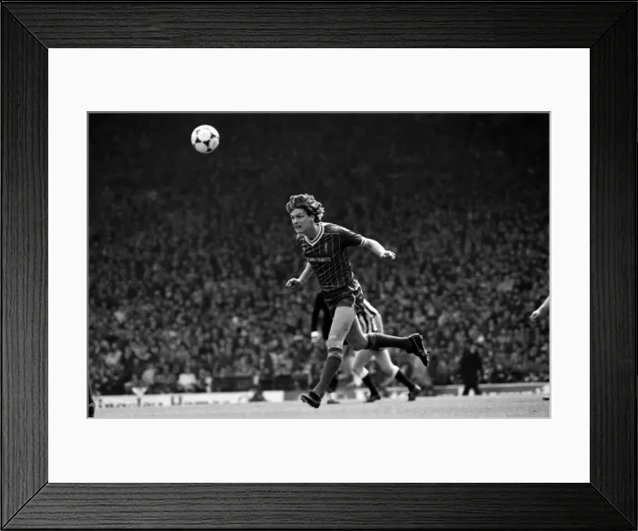 Framed Print : Liverpool v. Newcastle. April 1985 MF21-02-013 The final score was a Three one Framed Print : Liverpool v. Newcastle. April 1985 MF21-02-013 The final score was a Three one