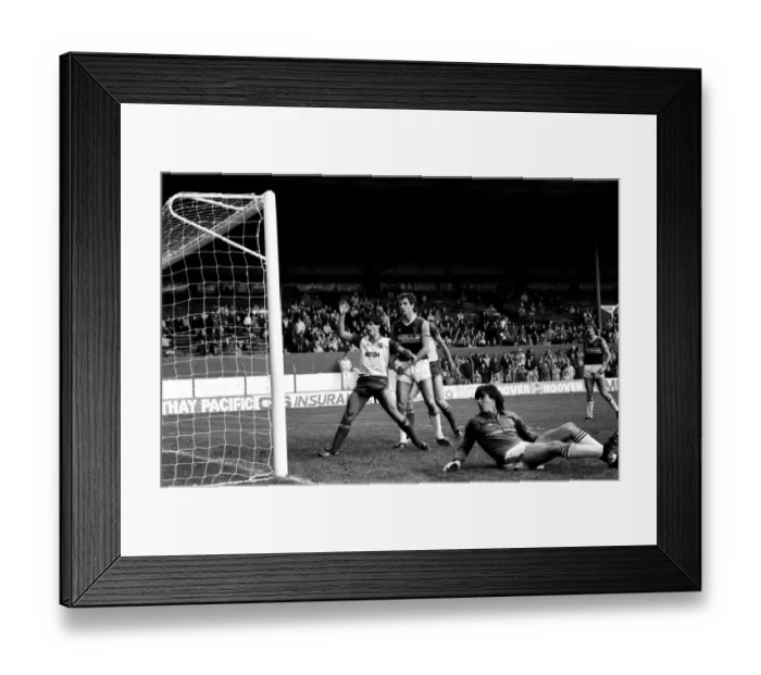 Framed Print : Stoke v. West Ham. October 1984 MF18-06-031 The final score was a four two Framed Print : Stoke v. West Ham. October 1984 MF18-06-031 The final score was a four two