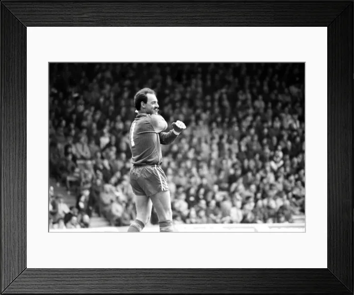 Framed Print : Liverpool v. Newcastle. April 1985 MF21-02-020 The final score was a Three one Framed Print : Liverpool v. Newcastle. April 1985 MF21-02-020 The final score was a Three one