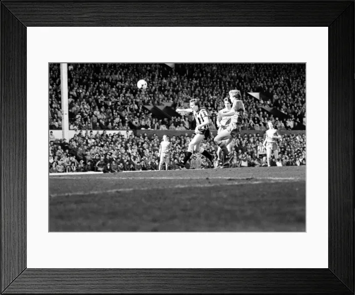 Framed Print : Liverpool v. Newcastle. April 1985 MF21-02-054 The final score was a Three one Framed Print : Liverpool v. Newcastle. April 1985 MF21-02-054 The final score was a Three one