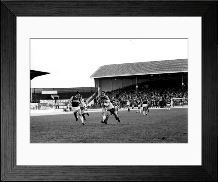 Framed Print : Stoke v. West Ham. October 1984 MF18-06-057 The final score was a four two Framed Print : Stoke v. West Ham. October 1984 MF18-06-057 The final score was a four two