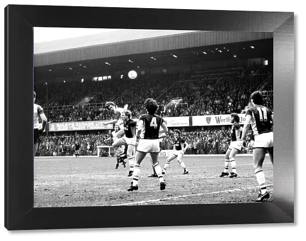 Stoke v. Aston Villa. March 1984 MF14-21-067 The final score was a one nil