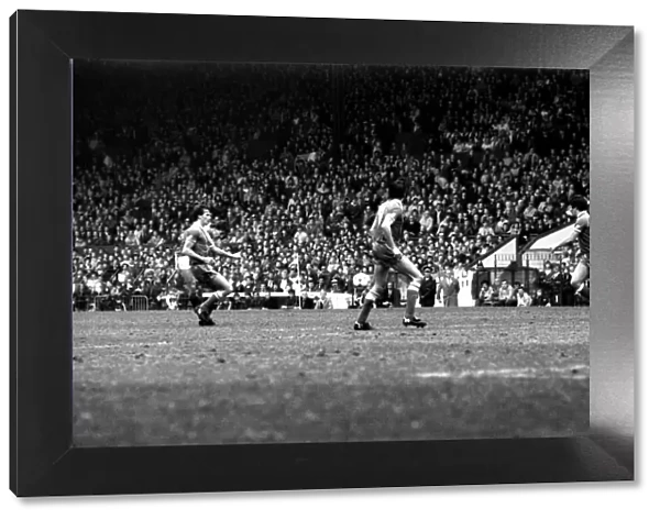 Manchester United v. Birmingham. April 1984 MF15-04-041 The final score was a one
