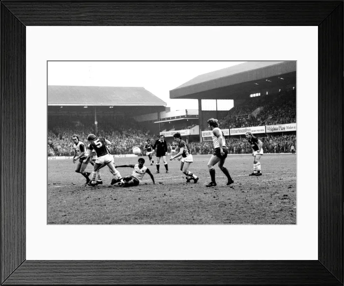 Framed Print : Stoke v. Aston Villa. March 1984 MF14-21-073 The final score was a one nil Framed Print : Stoke v. Aston Villa. March 1984 MF14-21-073 The final score was a one nil