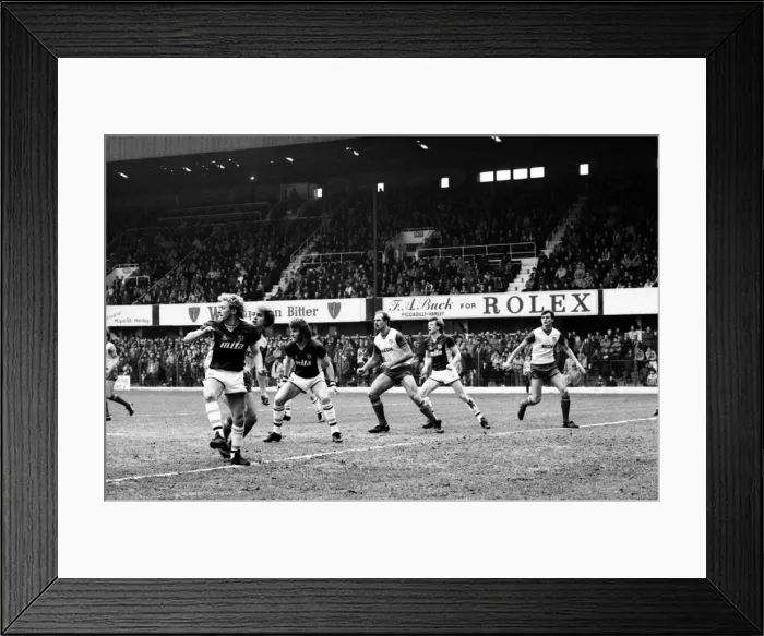 Framed Print : Stoke v. Aston Villa. March 1984 MF14-21-065 The final score was a one nil Framed Print : Stoke v. Aston Villa. March 1984 MF14-21-065 The final score was a one nil