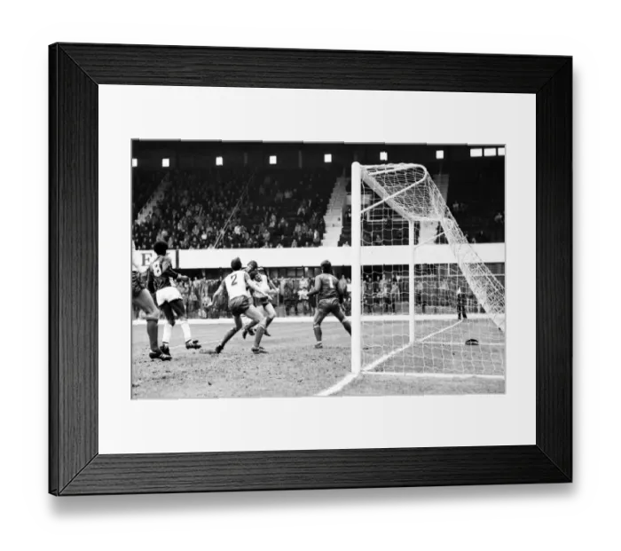 Framed Print : Stoke v. Aston Villa. March 1984 MF14-21-080 The final score was a one nil