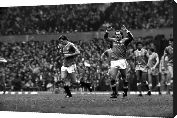 Manchester United v. Birmingham. April 1984 MF15-04-019 The final score was a one