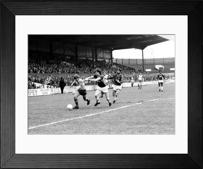 Framed Print : Stoke v. Aston Villa. March 1984 MF14-21-061 The final score was a one nil Framed Print : Stoke v. Aston Villa. March 1984 MF14-21-061 The final score was a one nil