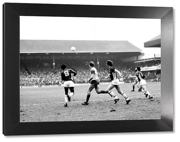 Stoke v. Aston Villa. March 1984 MF14-21-055 The final score was a one nil