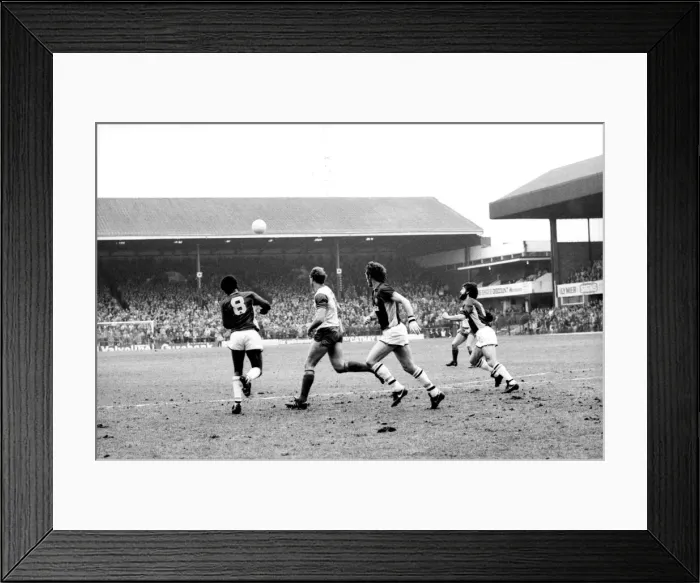 Framed Print : Stoke v. Aston Villa. March 1984 MF14-21-055 The final score was a one nil Framed Print : Stoke v. Aston Villa. March 1984 MF14-21-055 The final score was a one nil