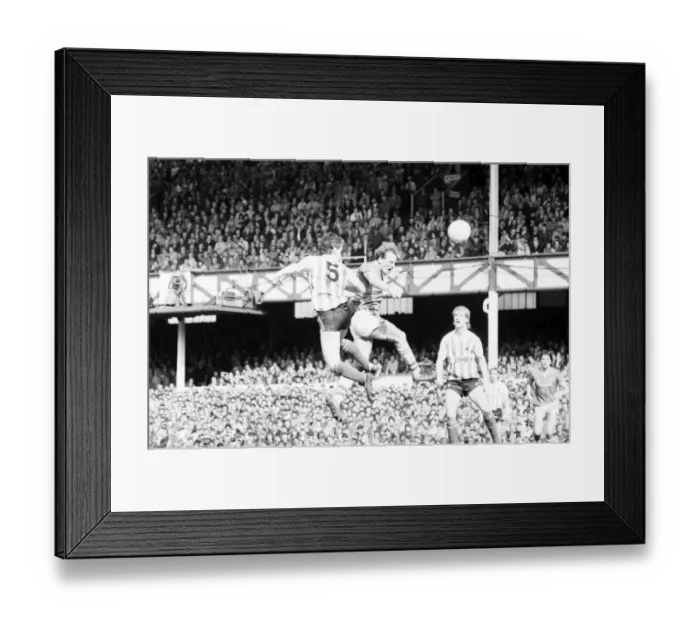 Framed Print : English League Division One match at Goodison Park. Everton 4 v Sunderland 1