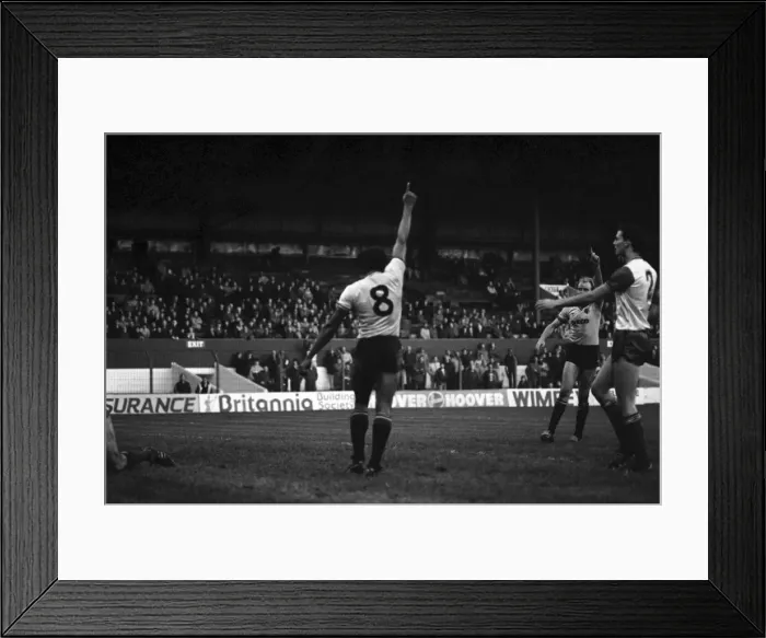 Framed Print : Stoke 1 v. Watford 3. November 1984 MF18-16-072 Framed Print : Stoke 1 v. Watford 3. November 1984 MF18-16-072