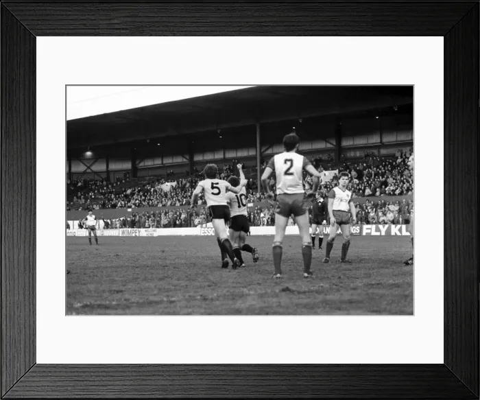 Framed Print : Stoke 1 v. Watford 3. November 1984 MF18-16-064 Framed Print : Stoke 1 v. Watford 3. November 1984 MF18-16-064