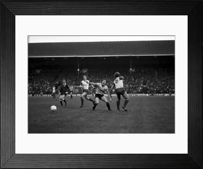Framed Print : Stoke 1 v. Watford 3. November 1984 MF18-16-019 Framed Print : Stoke 1 v. Watford 3. November 1984 MF18-16-019