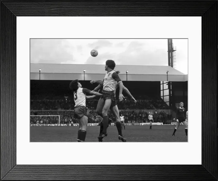 Framed Print : Stoke 1 v. Watford 3. November 1984 MF18-16-069 Framed Print : Stoke 1 v. Watford 3. November 1984 MF18-16-069