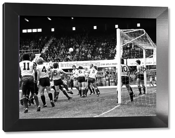 Stoke 1 v. Watford 3. November 1984 MF18-16-038