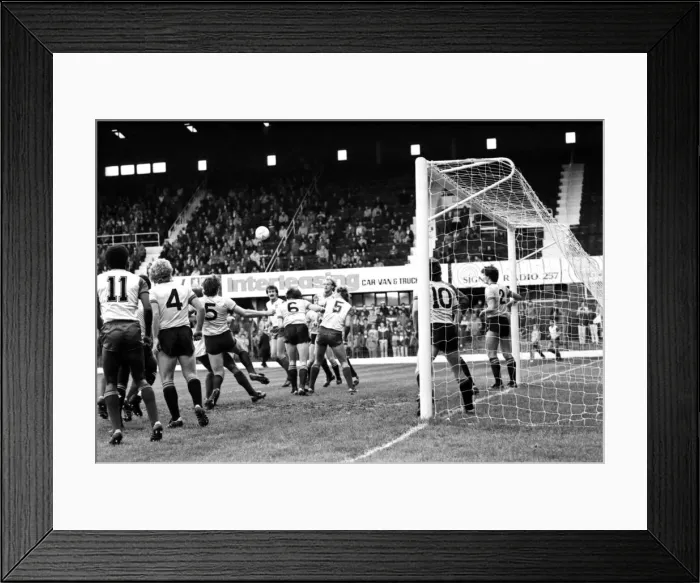 Framed Print : Stoke 1 v. Watford 3. November 1984 MF18-16-038 Framed Print : Stoke 1 v. Watford 3. November 1984 MF18-16-038