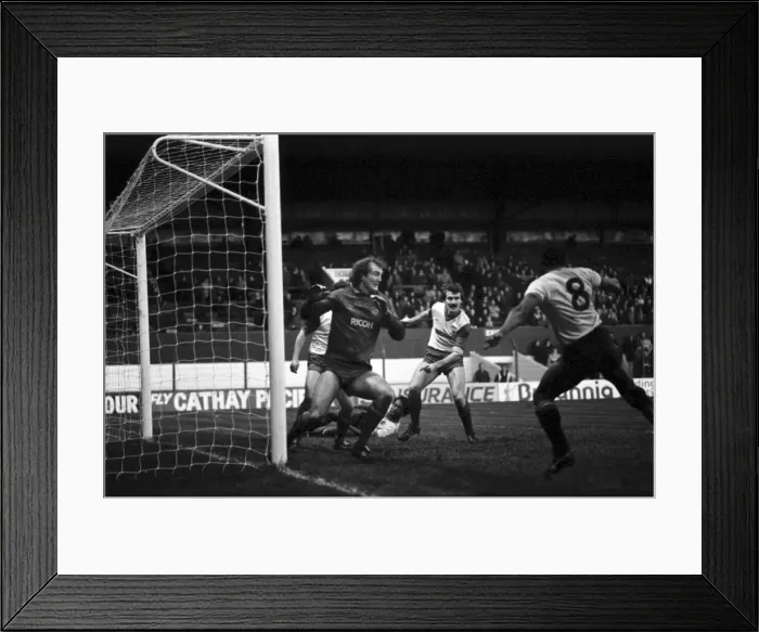 Framed Print : Stoke 1 v. Watford 3. November 1984 MF18-16-002 Framed Print : Stoke 1 v. Watford 3. November 1984 MF18-16-002