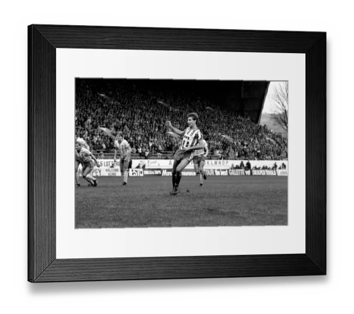Framed Print : Sheffield Wednesday 1 v. Norwich 2. November 1984 MF18-10-014