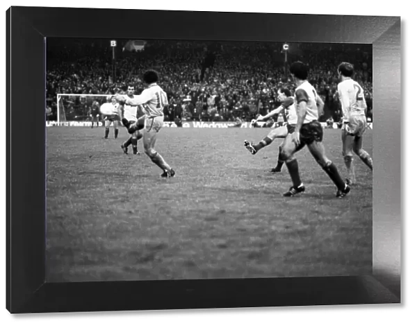 Stoke 0 v. Liverpool 1. November 1984 MF18-11
