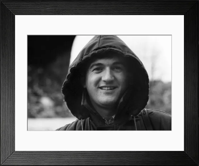 Framed Print : Stoke 0 v. Liverpool 1. November 1984 MF18-11-036 Framed Print : Stoke 0 v. Liverpool 1. November 1984 MF18-11-036