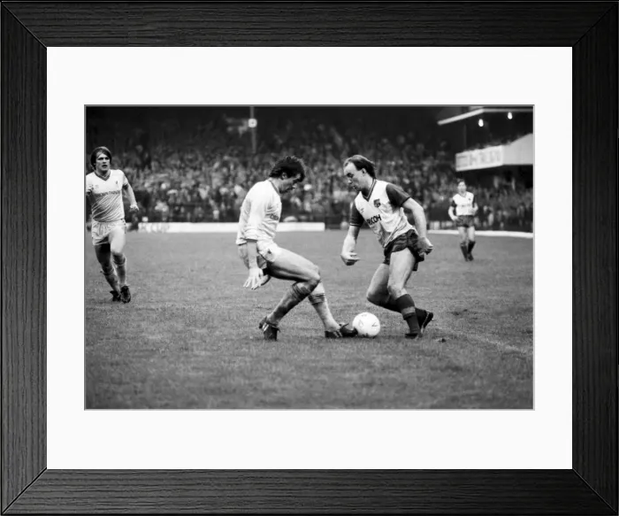 Framed Print : Stoke 0 v. Liverpool 1. November 1984 MF18-11-020 Framed Print : Stoke 0 v. Liverpool 1. November 1984 MF18-11-020