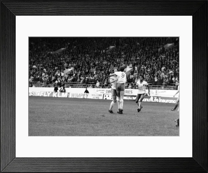 Framed Print : Stoke 0 v. Liverpool 1. November 1984 MF18-11-023