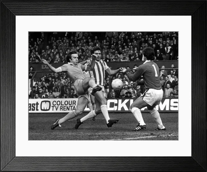 Framed Print : Steve Daley Stoke City v Manchester City April 1980 Stoke Keeper Peter Fox comes Framed Print : Steve Daley Stoke City v Manchester City April 1980 Stoke Keeper Peter Fox comes