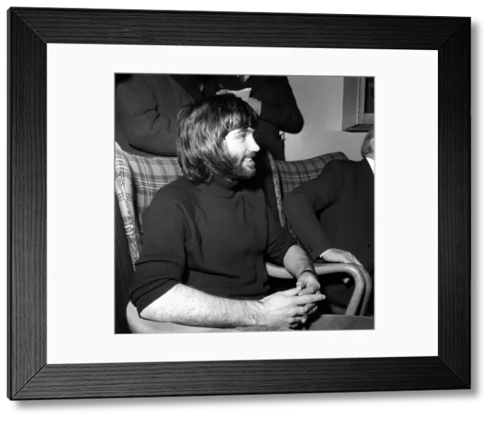 Framed Print : George Best and Sir Matt Busby January 1971 after George had returned Framed Print : George Best and Sir Matt Busby January 1971 after George had returned