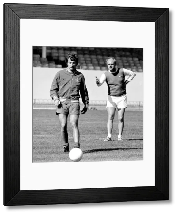 Framed Print : Arsenal coach Don Howe instrucing his players during a training session 9th