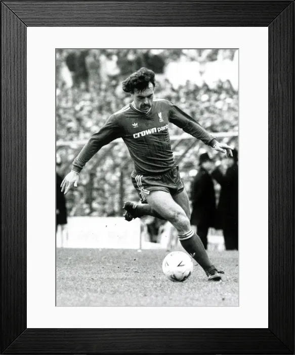 Framed Print : Football FA Cup Semi Final at White Hart Lane April 1986 Liverpool v Southampton