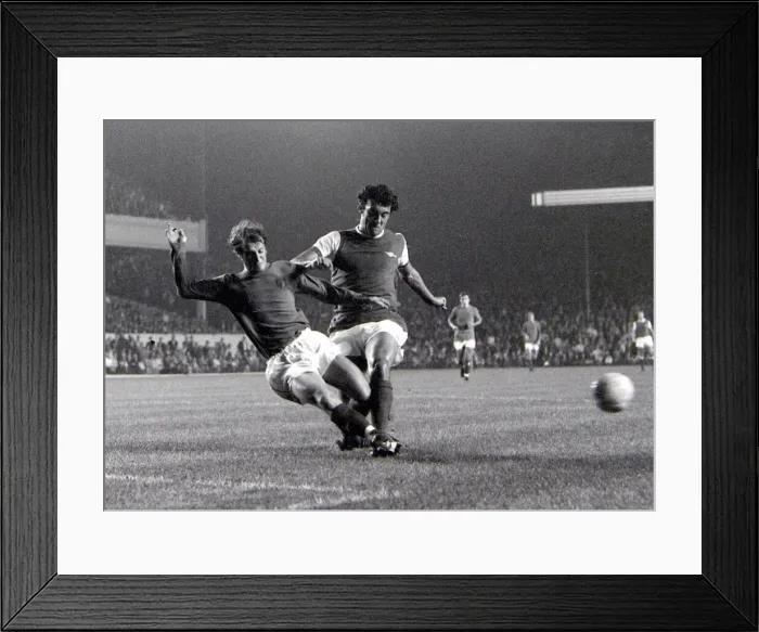 Framed Print : English League Cup replay at Highbury Arsenal v Ipswich Town Two players Framed Print : English League Cup replay at Highbury Arsenal v Ipswich Town Two players