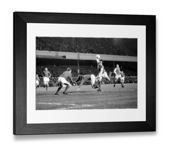 Framed Print : English League Cup match at Highbury Arsenal v Crystal Palace A Palace Framed Print : English League Cup match at Highbury Arsenal v Crystal Palace A Palace