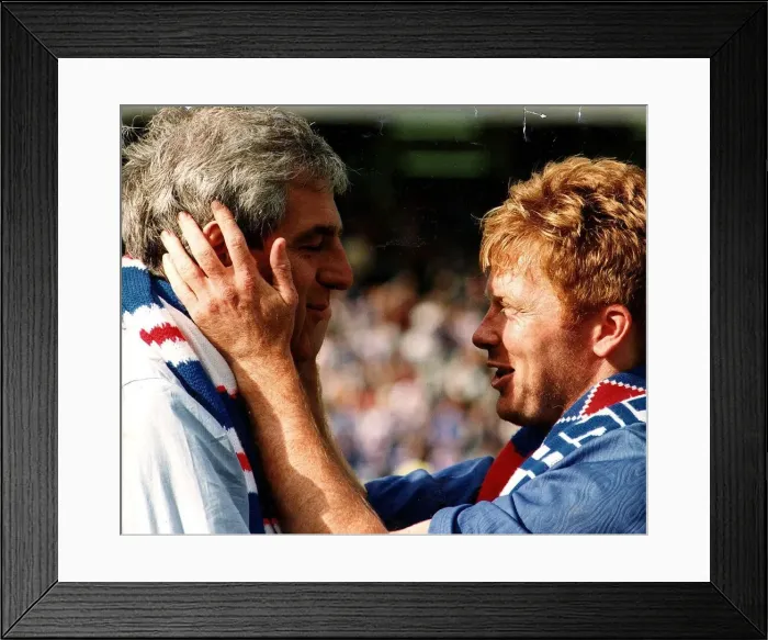Framed Print : Walter Smith football manager Glasgow Rangers with Mo Maurice Johnston hands on face Framed Print : Walter Smith football manager Glasgow Rangers with Mo Maurice Johnston hands on face