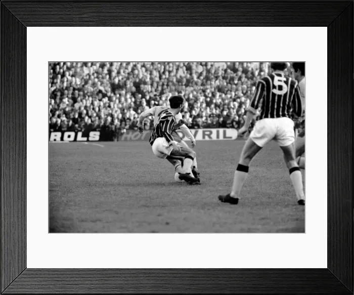 Framed Print : Sport: Football: Crystal Palace v. Arsenal. Action from the match Framed Print : Sport: Football: Crystal Palace v. Arsenal. Action from the match