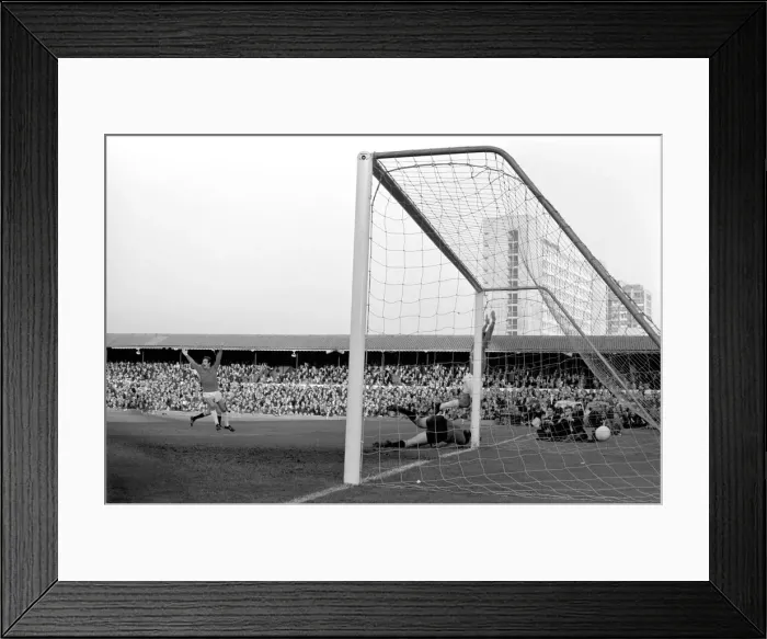 Framed Print : Sport. Football: Ipswich v. Manchester City. Action from the match. November 1969 Z10531 Framed Print : Sport. Football: Ipswich v. Manchester City. Action from the match. November 1969 Z10531