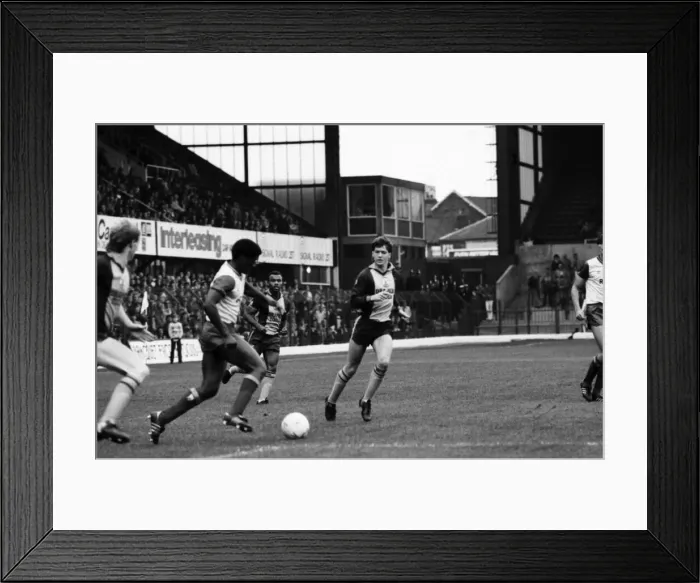Framed Print : Stoke. v. Southampton. October 1984 MF18-03-019 The final score was a three one Framed Print : Stoke. v. Southampton. October 1984 MF18-03-019 The final score was a three one