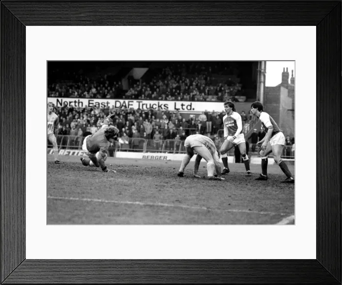 Framed Print : Middlesbrough v. Manchester City. February 1984 MF14-15-018 Final Score was a nil Framed Print : Middlesbrough v. Manchester City. February 1984 MF14-15-018 Final Score was a nil