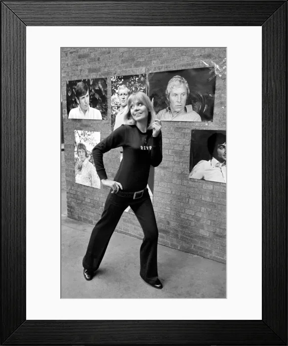 Framed Print : Clothing fashion: Football fashion. December 1969 Z11686-010 Framed Print : Clothing fashion: Football fashion. December 1969 Z11686-010