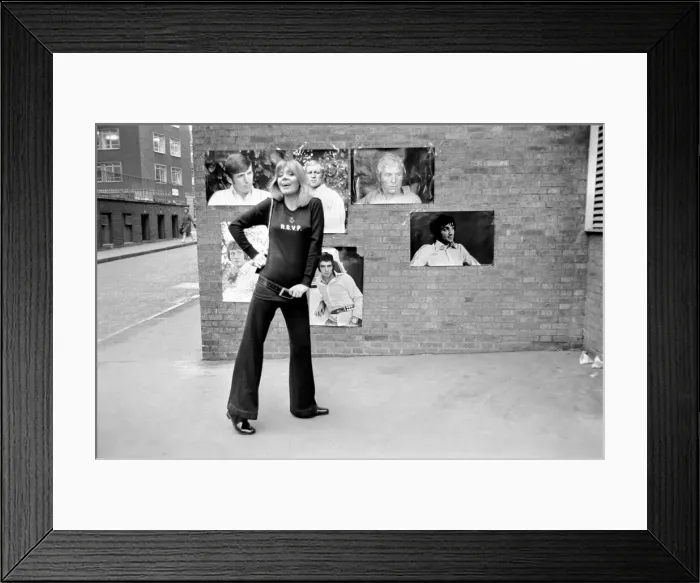 Framed Print : Clothing fashion: Football fashion. December 1969 Z11686-003 Framed Print : Clothing fashion: Football fashion. December 1969 Z11686-003