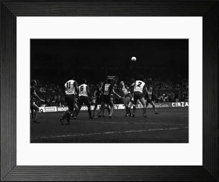 Framed Print : Stoke. v. Southampton. October 1984 MF18-03-087 The final score was a three one Framed Print : Stoke. v. Southampton. October 1984 MF18-03-087 The final score was a three one