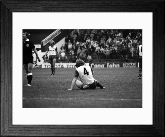 Framed Print : Stoke. v. Southampton. October 1984 MF18-03-047 The final score was a three one Framed Print : Stoke. v. Southampton. October 1984 MF18-03-047 The final score was a three one