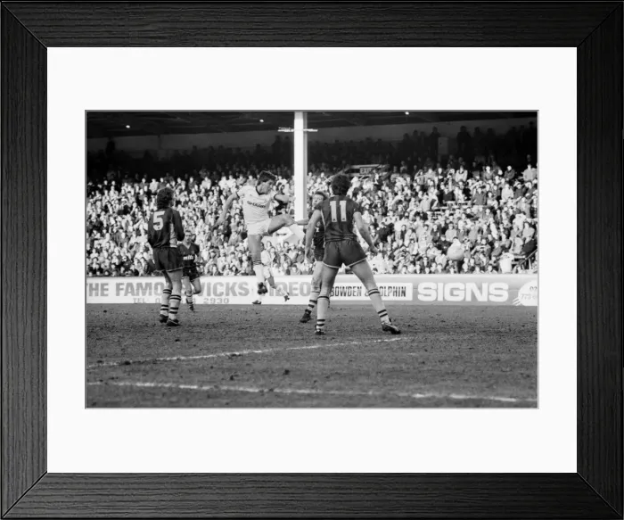 Framed Print : Aston Villa v. Manchester United. March 1984 MF14-16-021 Final Score was a three nil Framed Print : Aston Villa v. Manchester United. March 1984 MF14-16-021 Final Score was a three nil