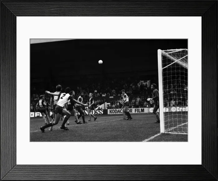 Framed Print : Stoke. v. Southampton. October 1984 MF18-03-071 The final score was a three one Framed Print : Stoke. v. Southampton. October 1984 MF18-03-071 The final score was a three one